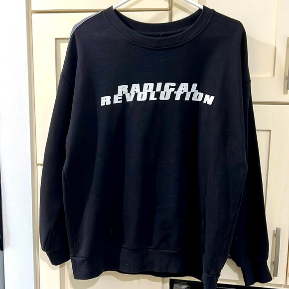 Radical Revolution Oversize Sweater with reflective letters and strips - Picture 1 of 3